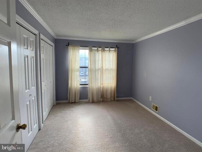 Building Photo - 34 Feiler Ct