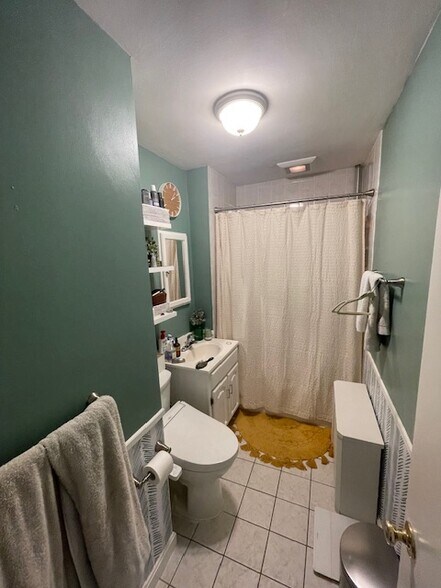 Building Photo - 86 Warwick Rd