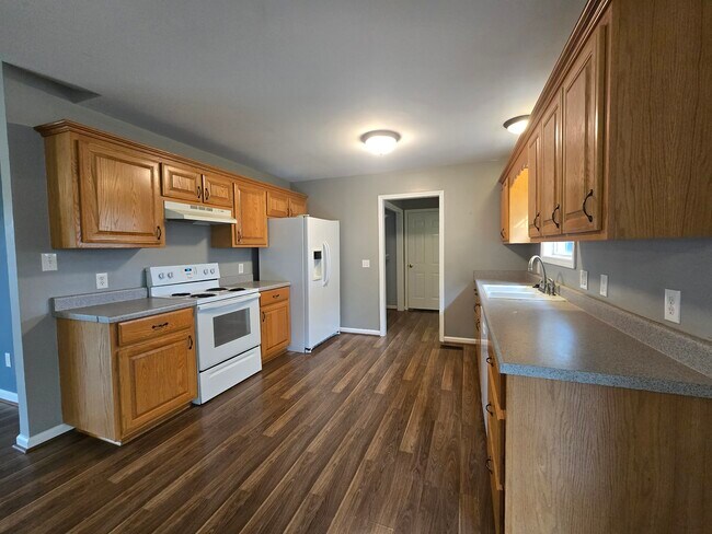 Building Photo - 2723 Mollys Ct