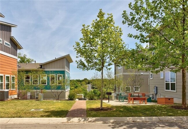 Building Photo - 3000 Pither Ln