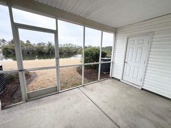 Building Photo - Conway - 3 Bedroom / 3 Bedroom Townhouse