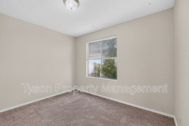 Building Photo - 4209 Ridgeway Ct