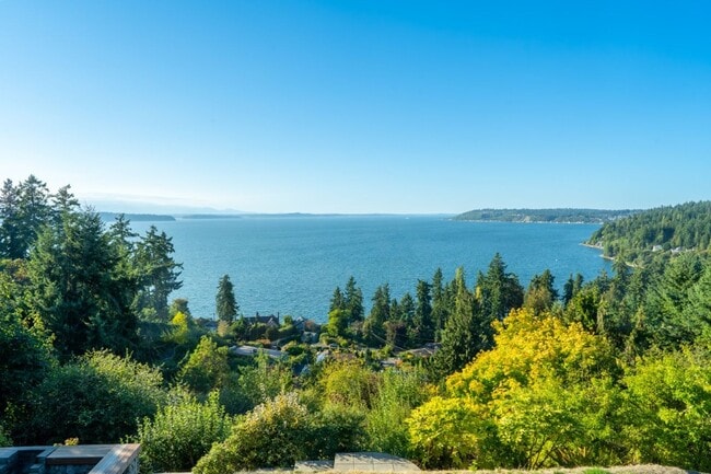 Building Photo - 3bd/1.5ba Burien House