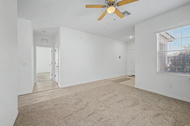 Building Photo - 35450 W Santa Clara Ave