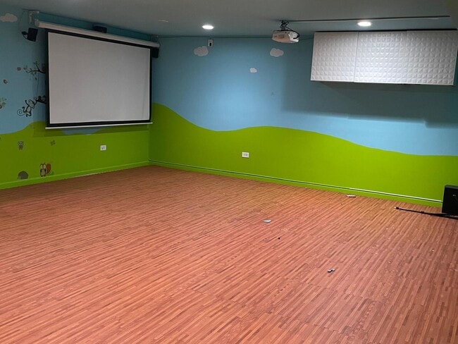 Building Photo - 2755 Blakely Ln