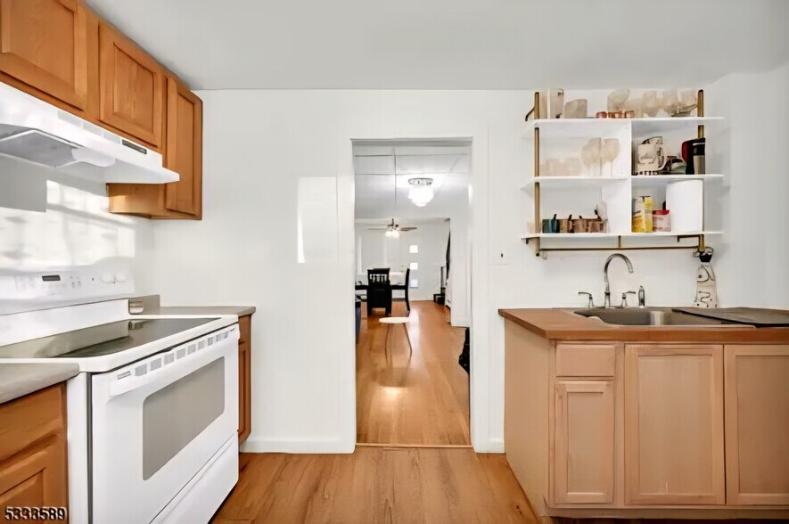 Kitchen - 53 W New St