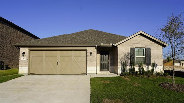 Primary Photo - 3921 River Rock Ave