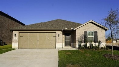 Building Photo - 3921 River Rock Ave