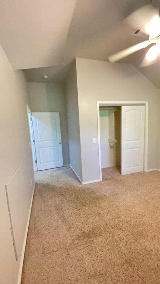 Building Photo - Spacious 3-Bed, 2.5-Bath Fourplex with Gar...