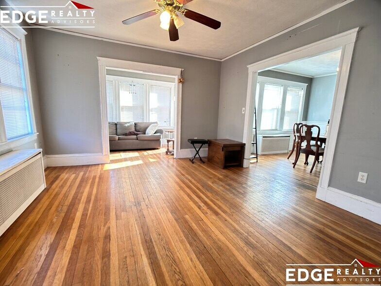 Building Photo - 192 Washington St