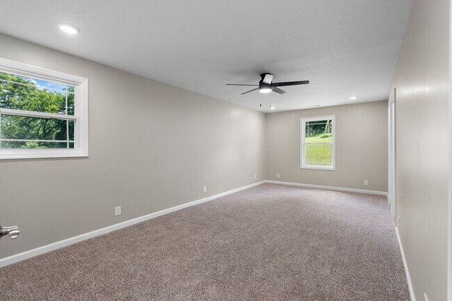 Building Photo - 3776 John Taylor Rd