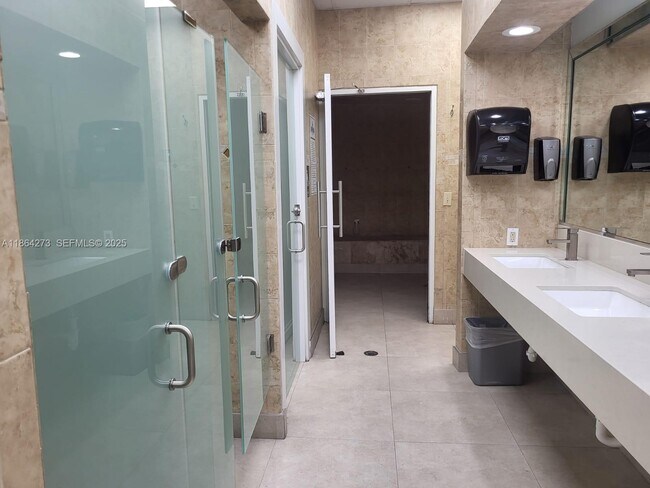 Building Photo - 4555 NW 99th Ave