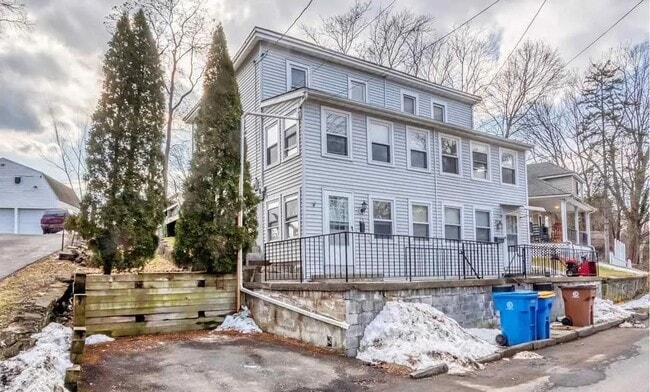 Primary Photo - 2 Bedroom Apartment - Midtown Kingston