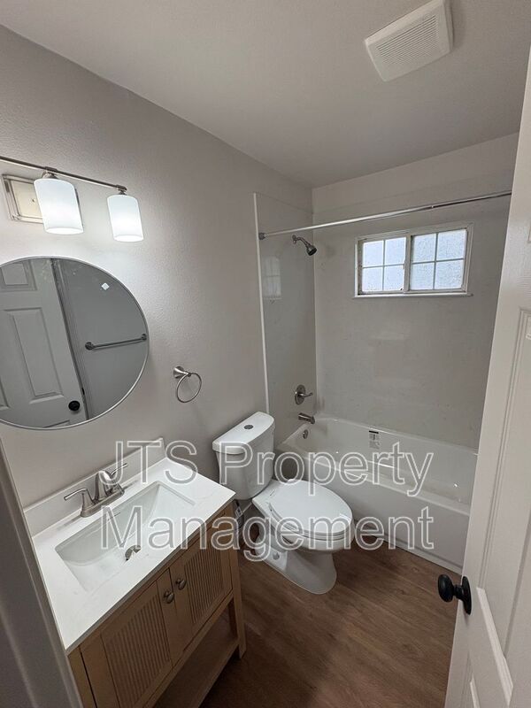 Building Photo - 7331 Salazar Dr