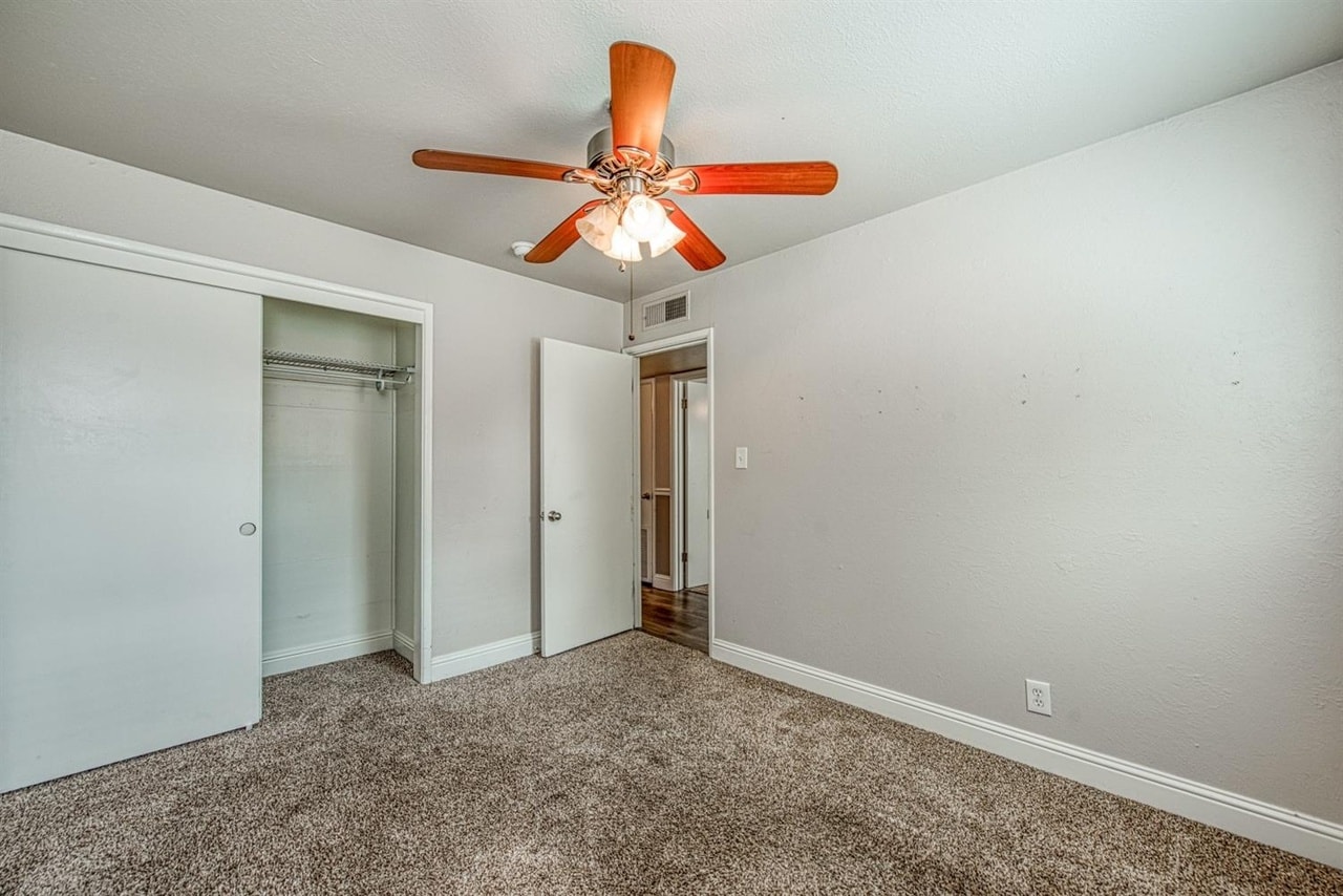 Building Photo - 2234 E Rialto Ave