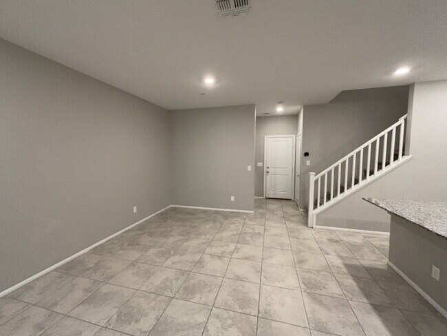 Building Photo - Stunning 3-Bed Oasis in North Las Vegas with Granite Countertops & Spacious Living!