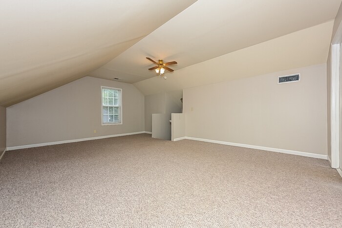 Building Photo - 395 Branchwood Dr