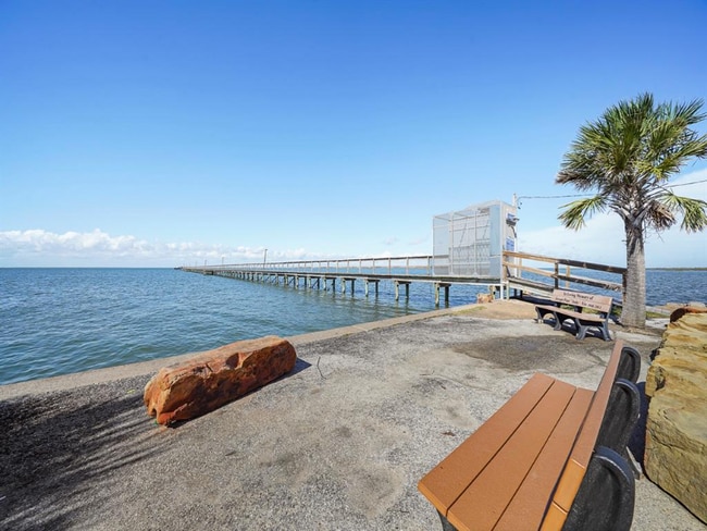 Building Photo - 3919 San Jacinto Dr