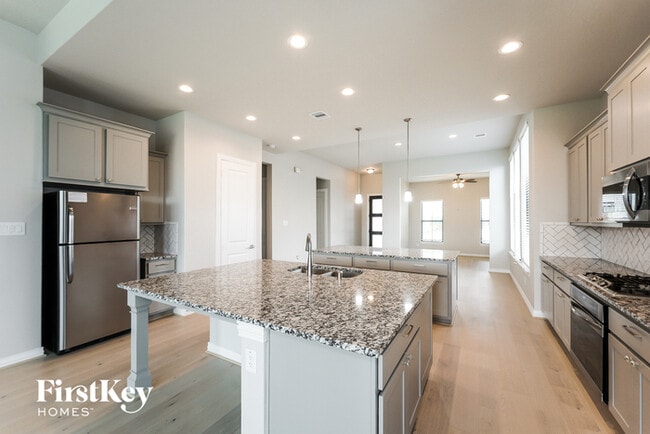 Building Photo - 12426 Invery Reach Dr