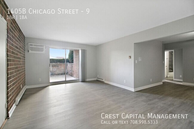 Building Photo - 1405B E Chicago St-13
