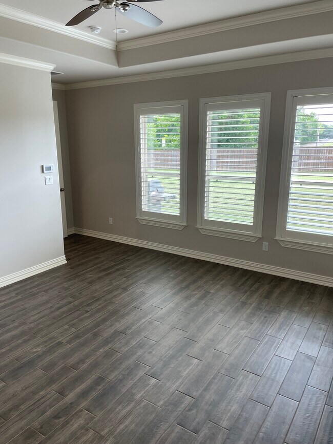 Building Photo - 3900 Gable Crest Ln