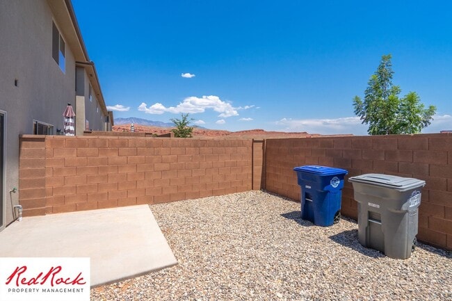 Building Photo - 1005 Tortoise Rock Dr