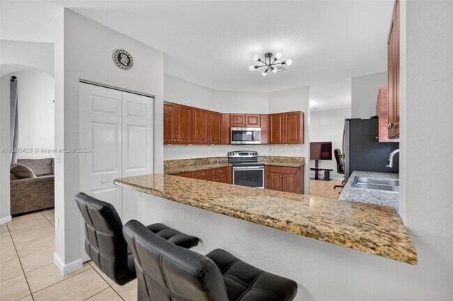 Building Photo - 379 NE 25th Terrace