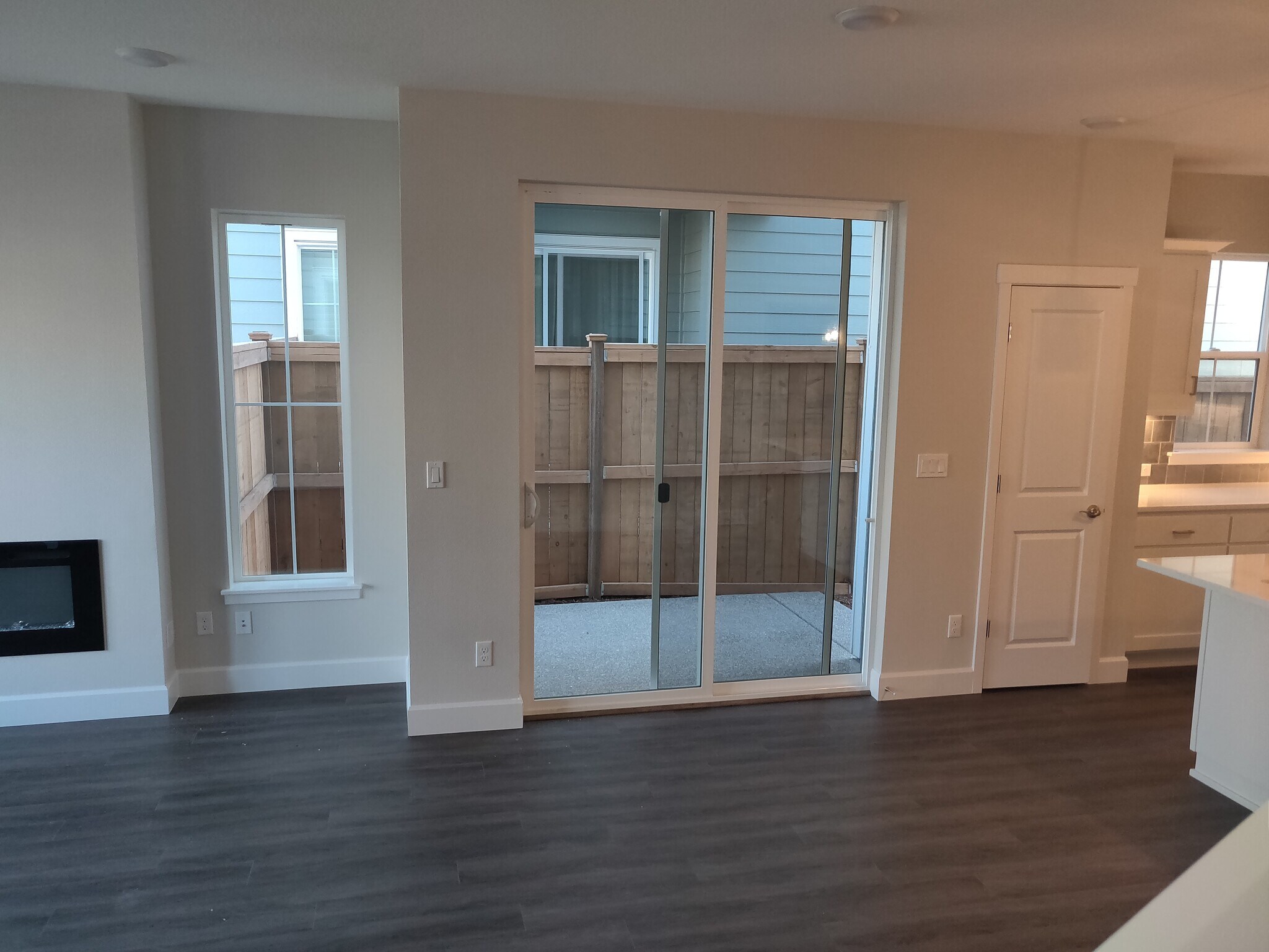 Side yard entrance - 3893 SE 81st Ave