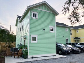 Building Photo - Porter's Parkside - 4 Bedroom, 4 Bathroom ...