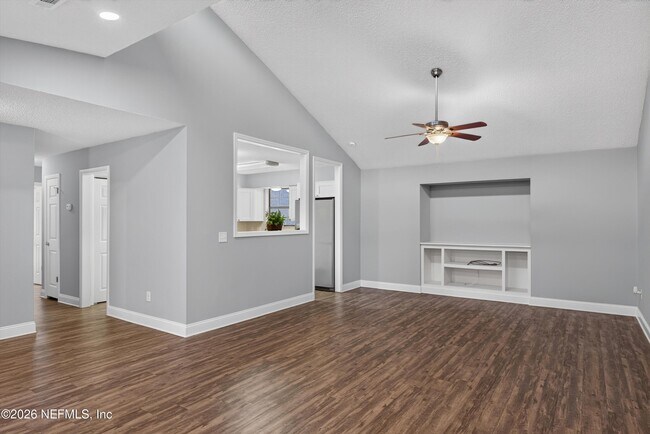Building Photo - 12344 Cormorant Ct