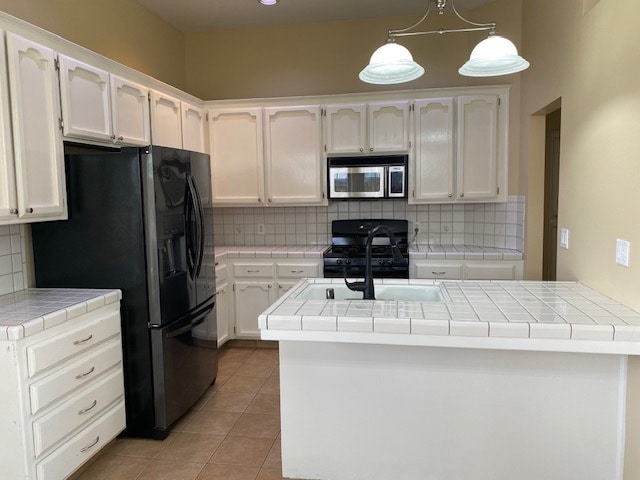 Building Photo - 9912 Vanessa Ave