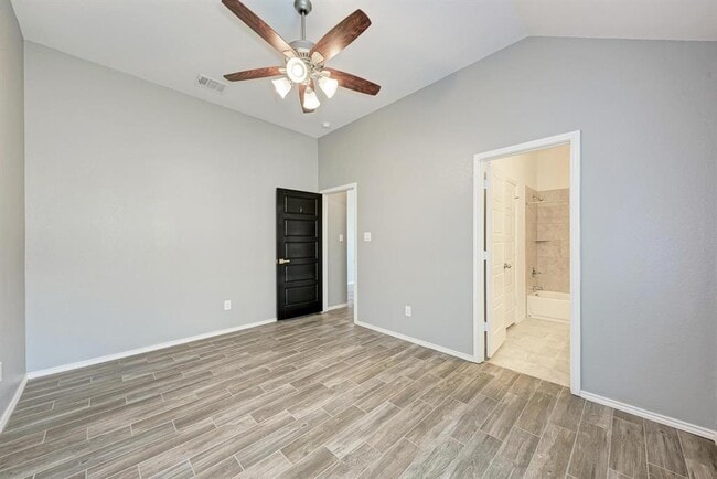 Building Photo - 12120 Mossygate Trl