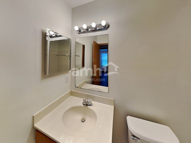 Building Photo - 2180 Maribeth Pl