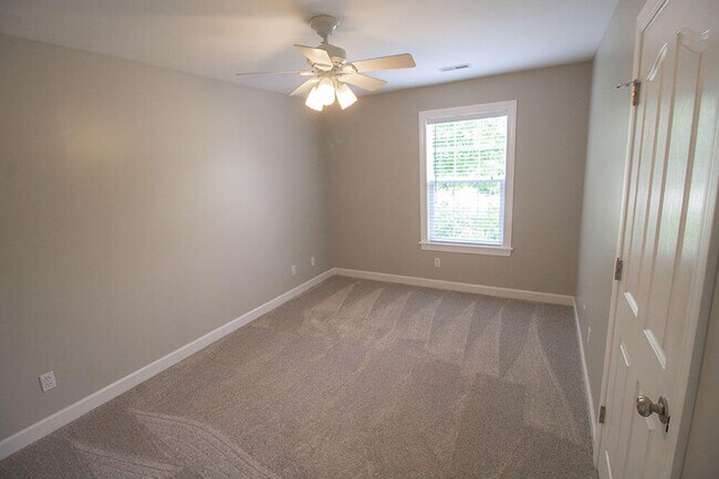 Building Photo - 7106 Stanwood Dr