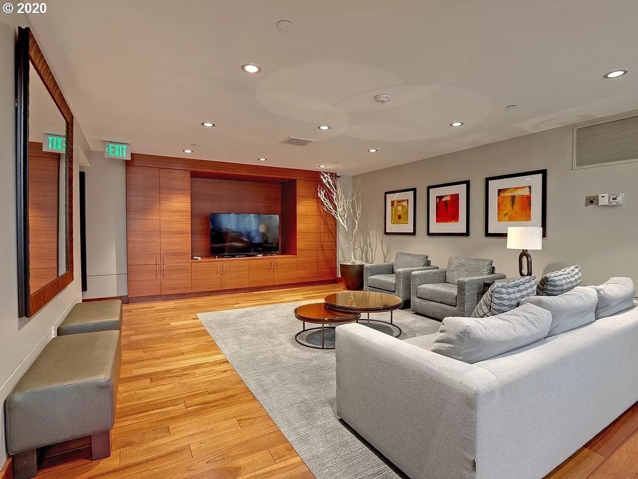 Community rec room - 3601 S River Pkwy