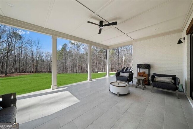 Building Photo - 2309 Dinsmore Rd
