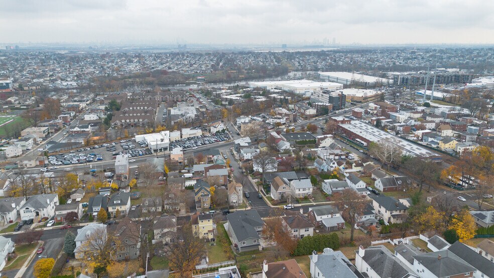 Building Photo - 71 Saint Marys Pl