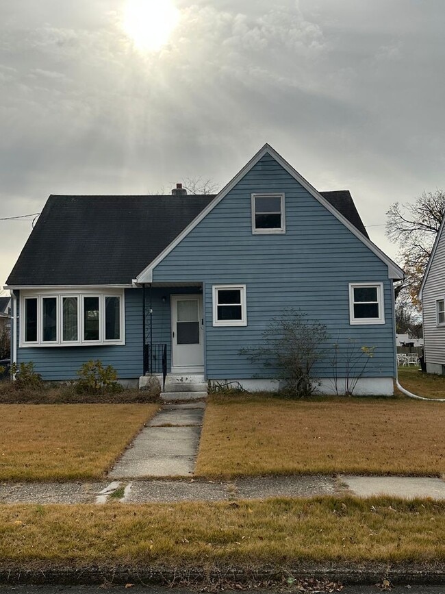 Building Photo - Cozy 2 bedroom 1 bathroom rental