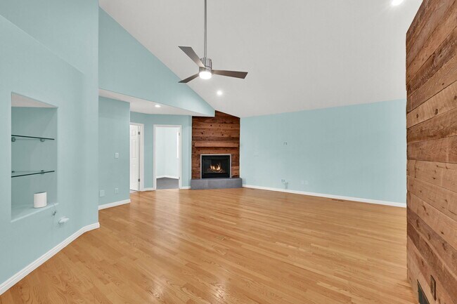 Building Photo - 5108 E Wolf Rdg Cir