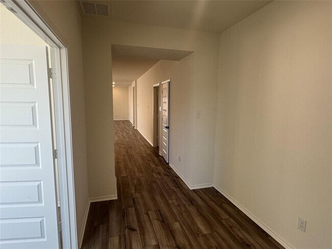 Building Photo - 1624 River Plateau Dr