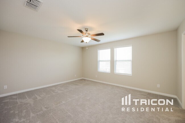 Building Photo - 14616 Maple Ter