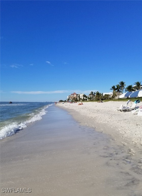 Primary Photo - 10475 Gulf Shore Dr