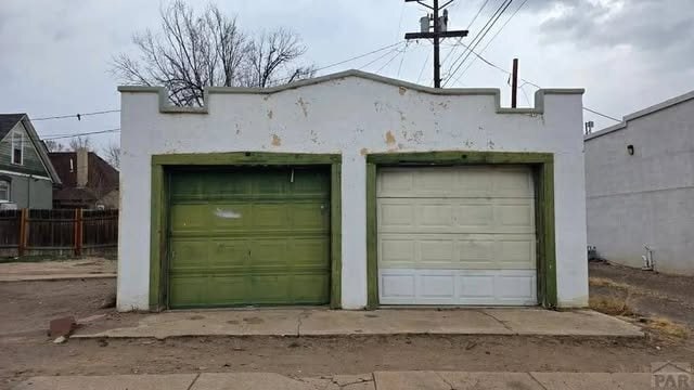 Building Photo - 944 Carteret Ave