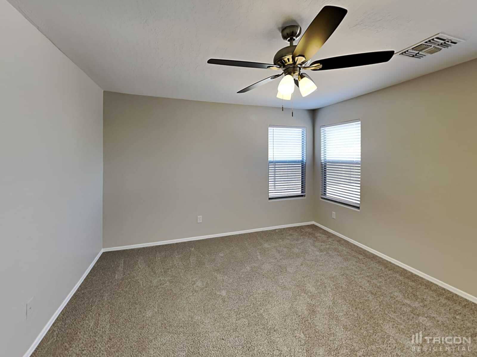 Building Photo - 43766 Elm Dr