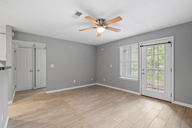 Building Photo - 7701 Timberlin Park Blvd