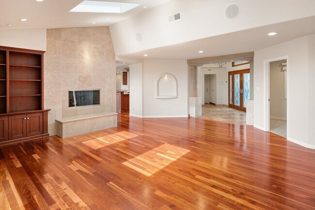 Building Photo - Custom Single Story in coveted Alvarado Es...