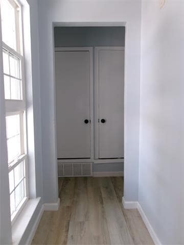 Building Photo - 1209 NE 20th St