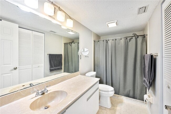 Building Photo - 6211 Timberlake Dr