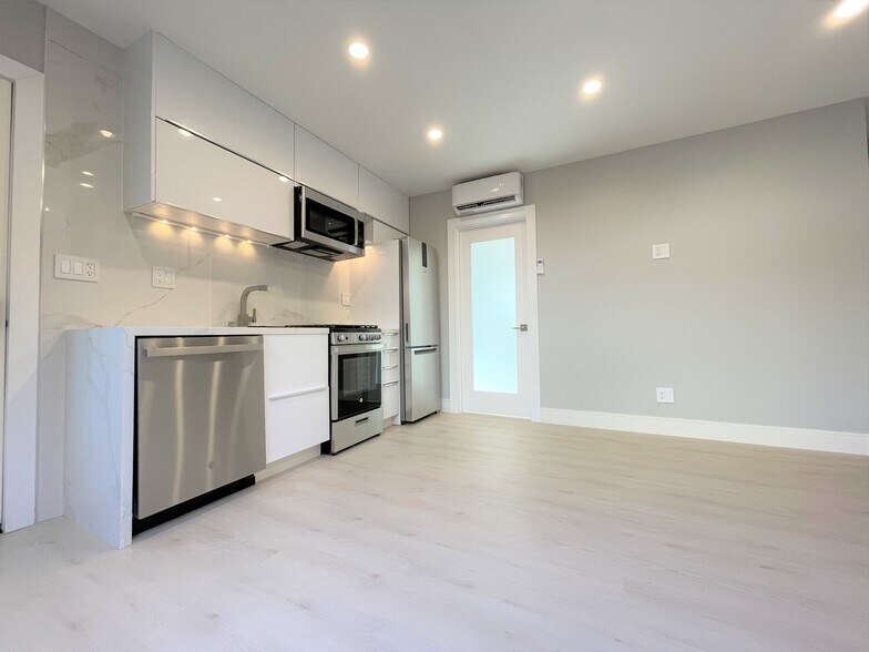 Building Photo - 36 Paloma Ave