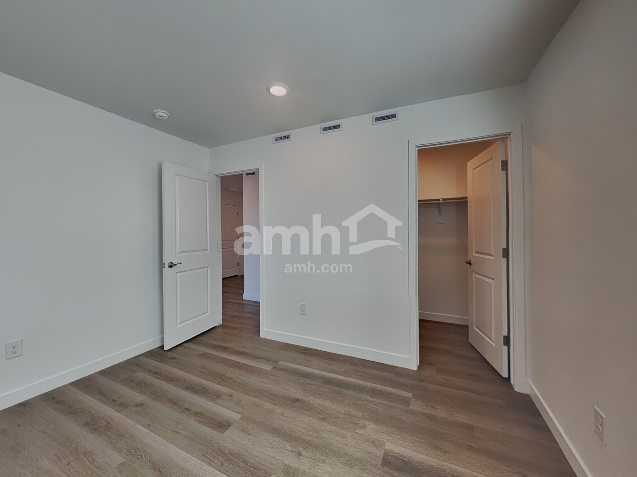 Building Photo - 13042 Mustang Crossing Rd